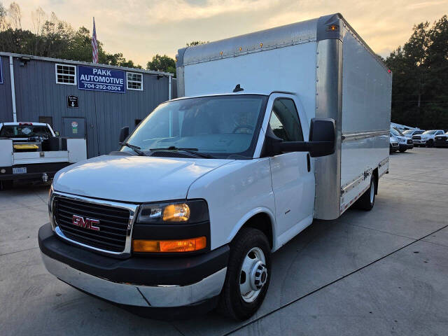 gmc savana cutaway 2021 7GZ37TC70MN009408 image gmc savana cutaway 2021 7GZ37TC70MN009408 image